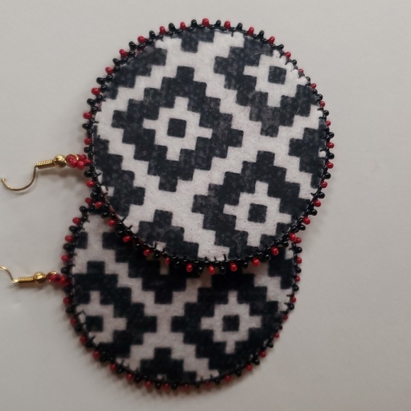 Beaded Earrings - Picture 3 of 5